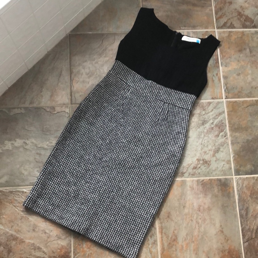 Sparrow sz M black and houndstooth dress